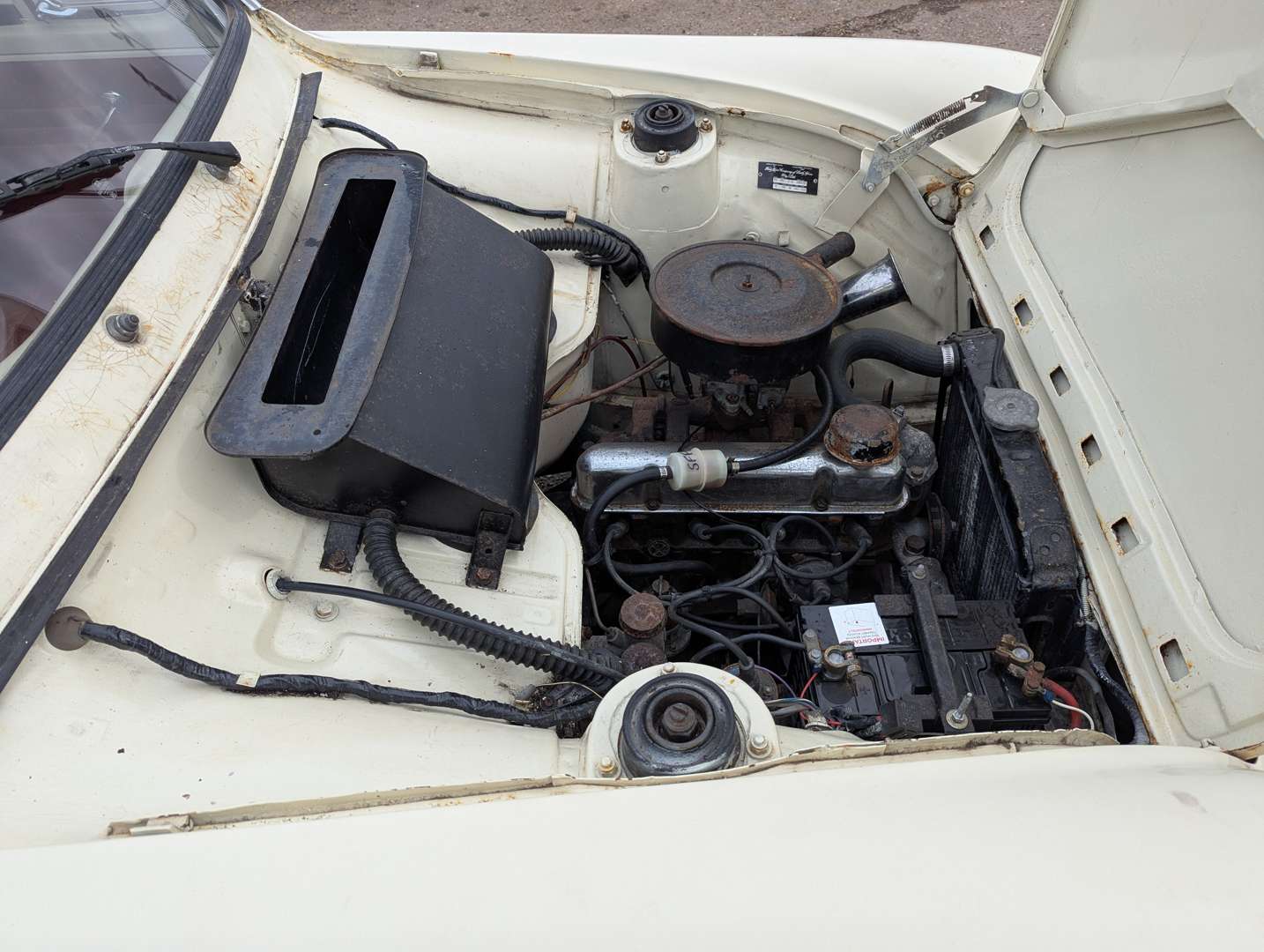 <p>1966 FORD ANGLIA</p>