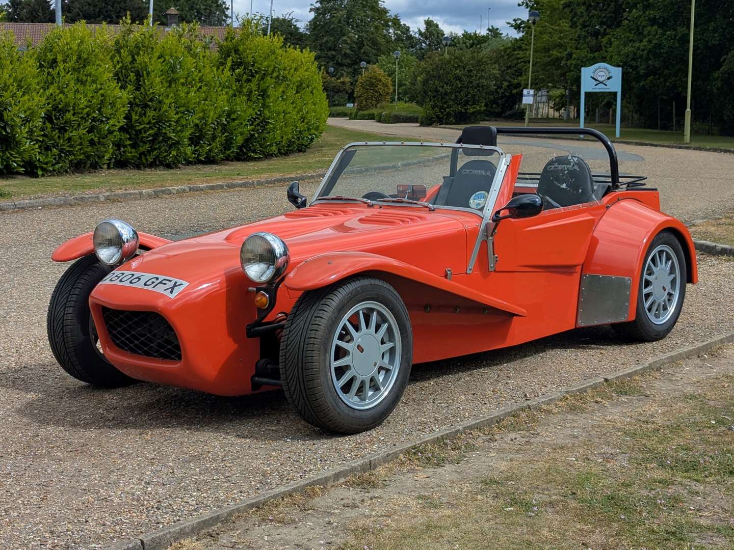 <p>1992 RACECORP LA1</p>