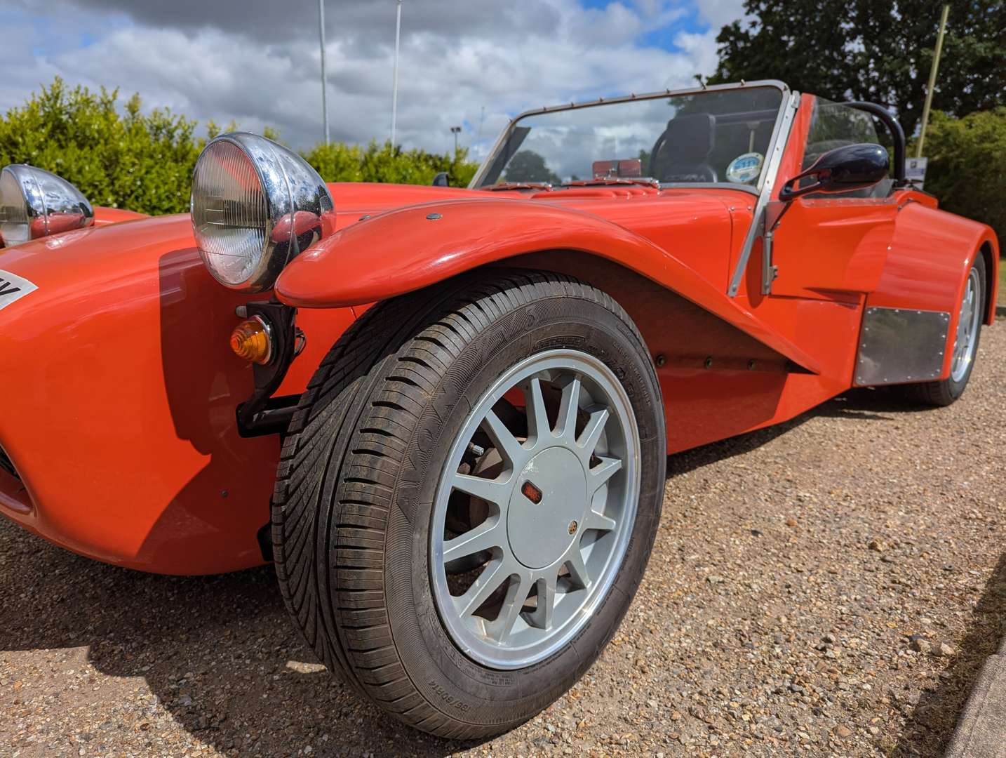 <p>1992 RACECORP LA1</p>