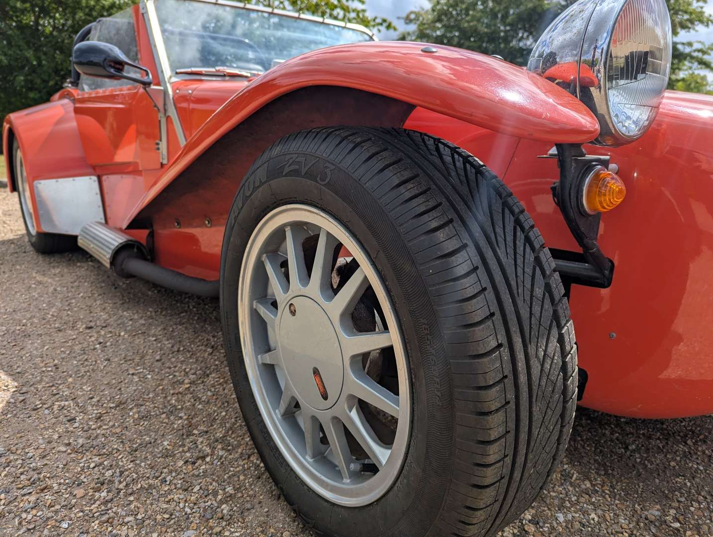 <p>1992 RACECORP LA1</p>