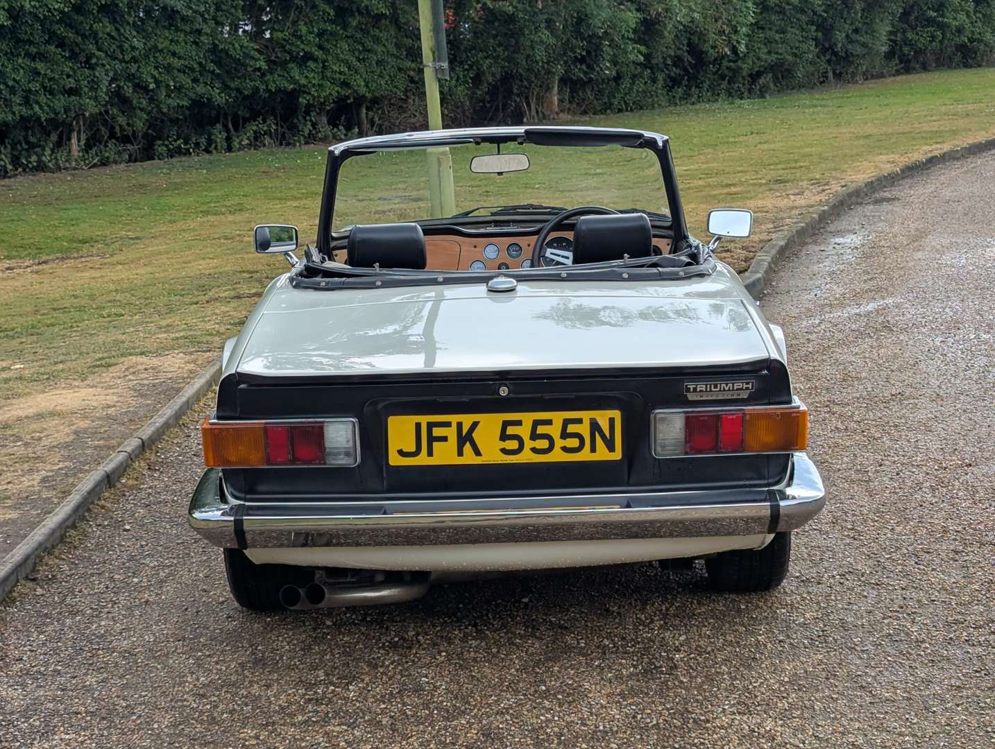 <p>1975 TRIUMPH TR6</p>