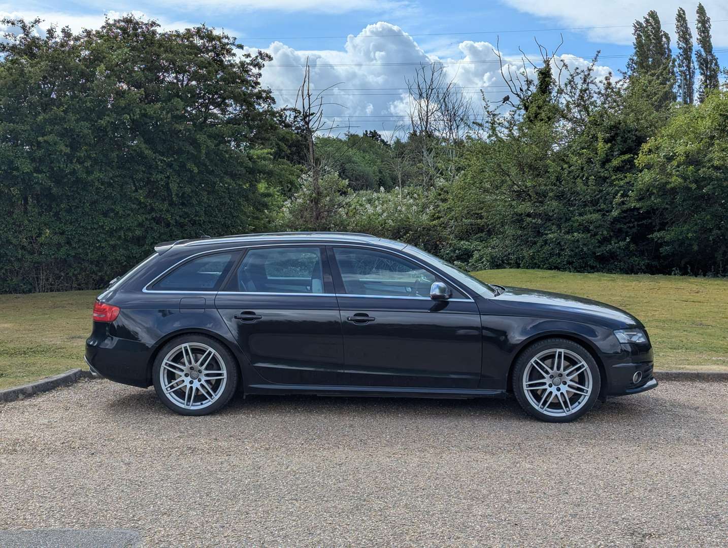 <p>2010 AUDI S4 T QUATTRO</p>