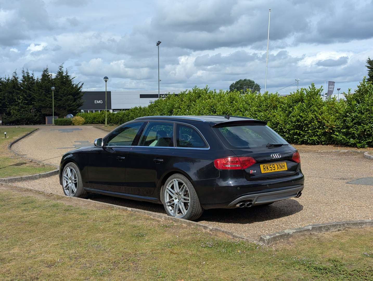 <p>2010 AUDI S4 T QUATTRO</p>