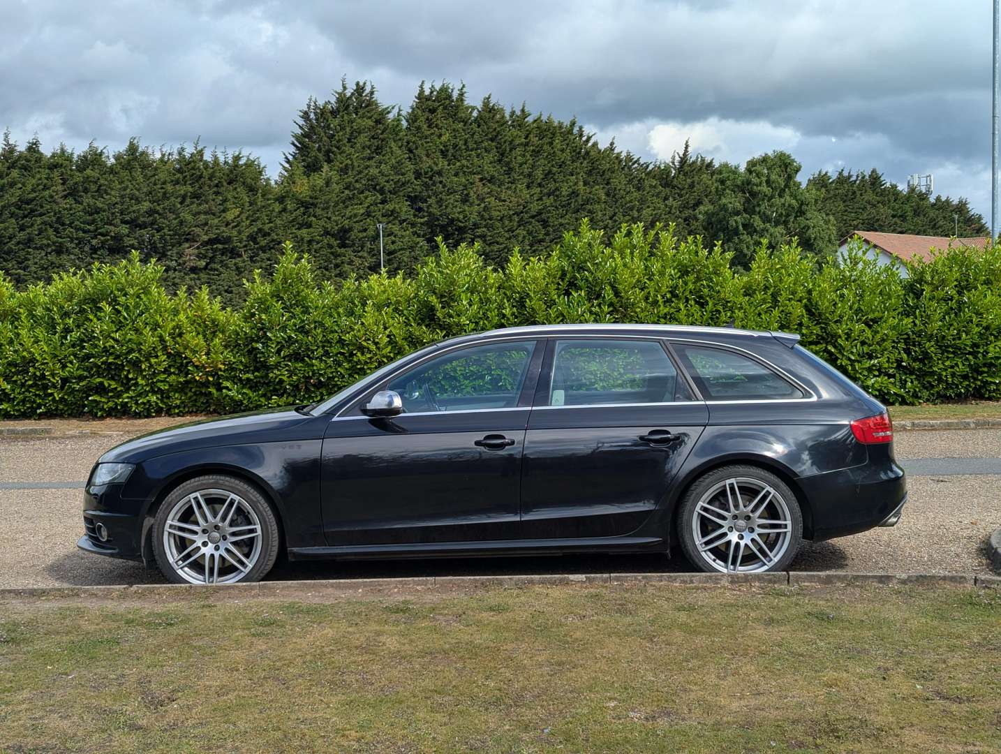 <p>2010 AUDI S4 T QUATTRO</p>