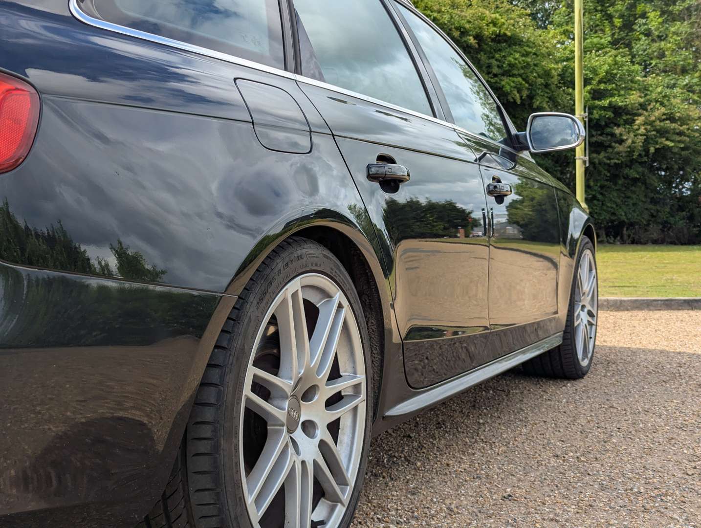 <p>2010 AUDI S4 T QUATTRO</p>
