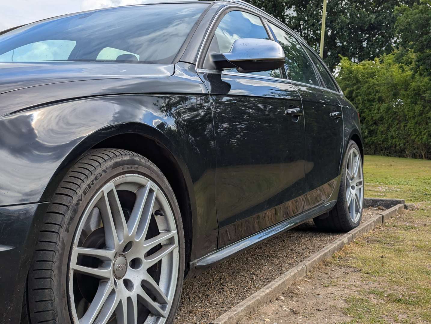 <p>2010 AUDI S4 T QUATTRO</p>