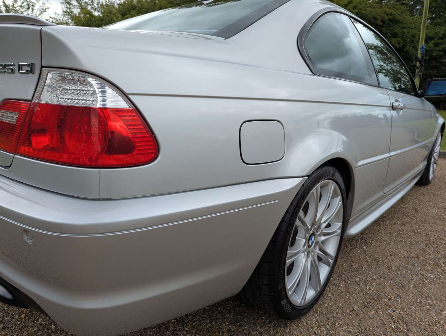 <p>2006 BMW 325CI M SPORT AUTO</p>