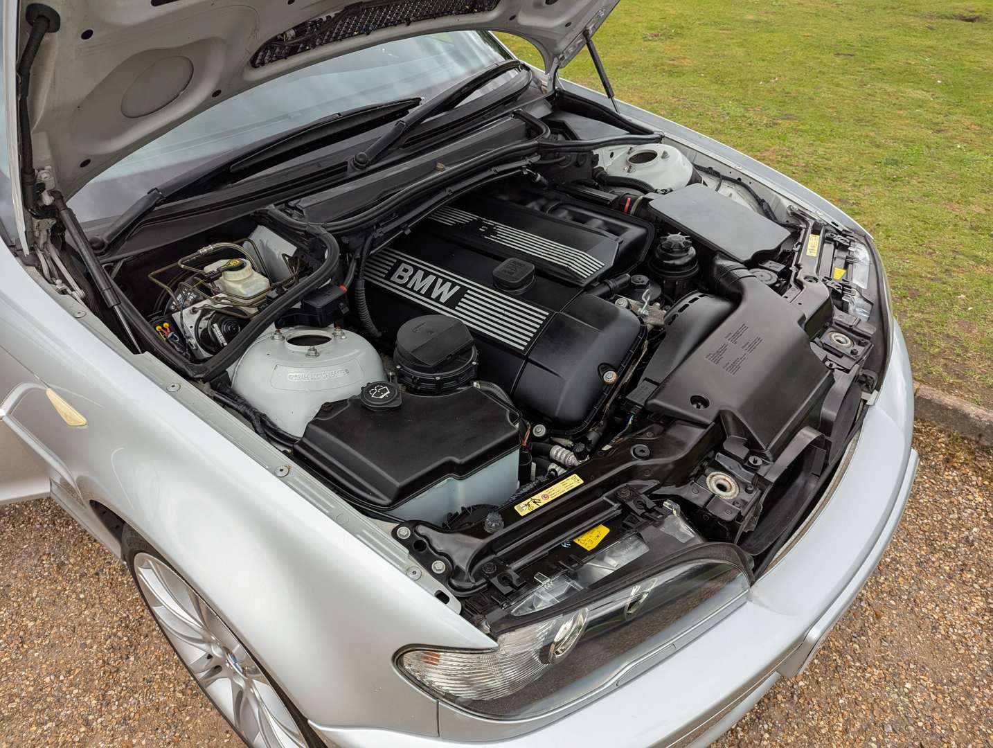 <p>2006 BMW 325CI M SPORT AUTO</p>