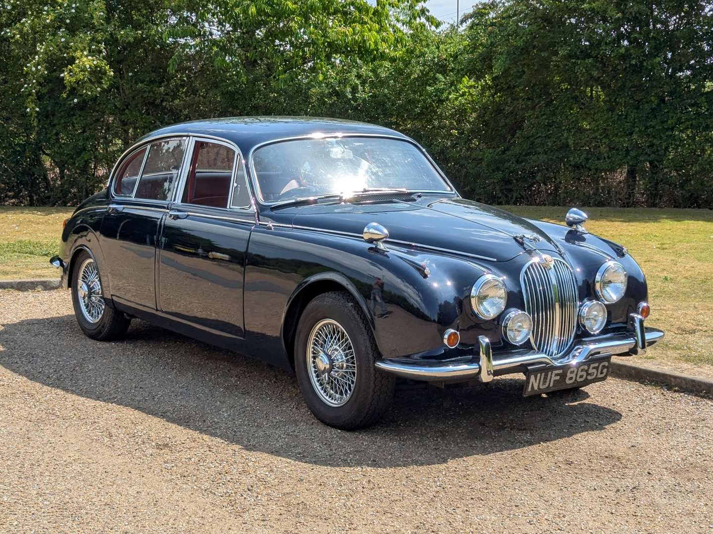 <p>1968 JAGUAR MKII 240 AUTO</p>