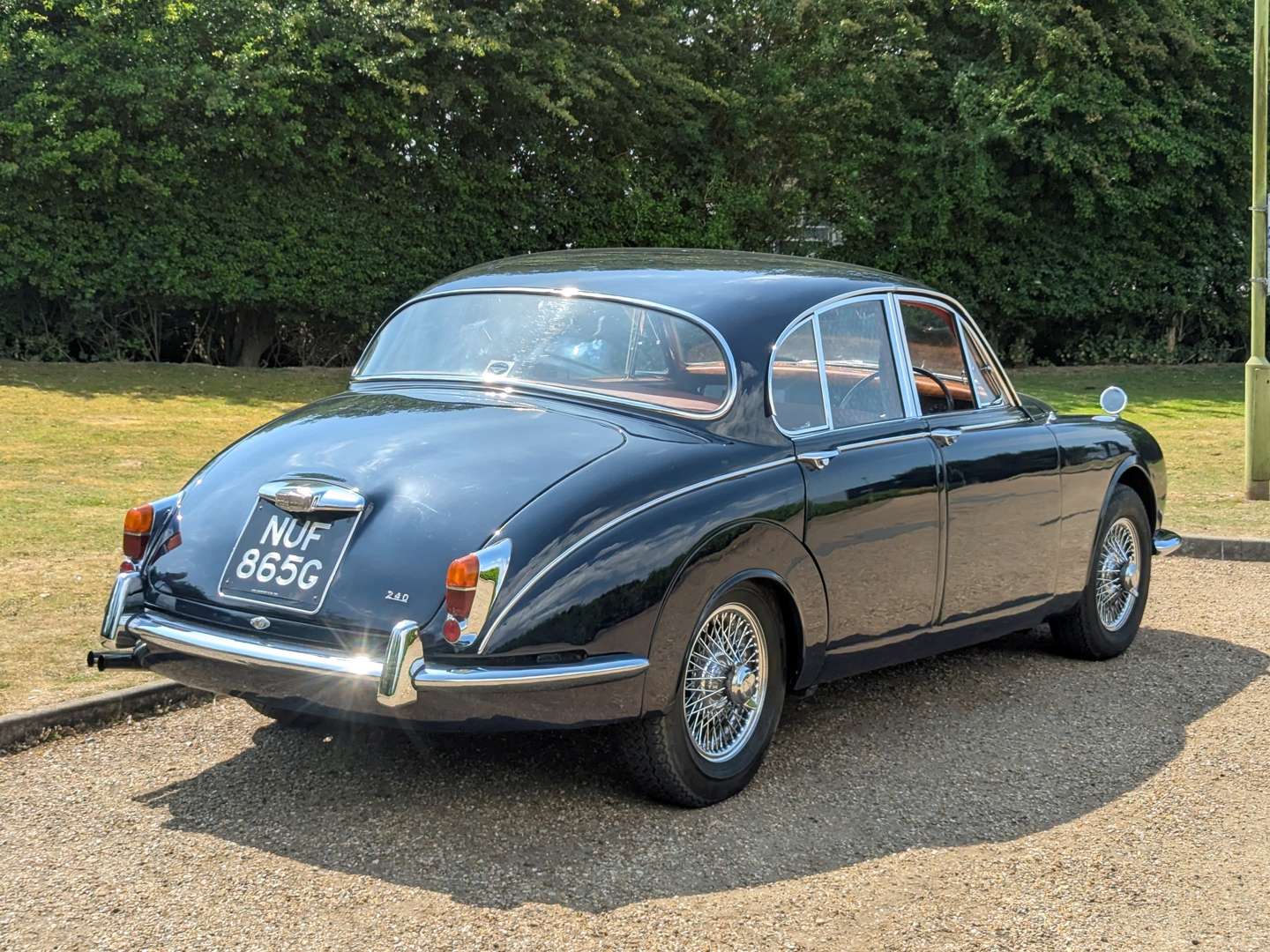 <p>1968 JAGUAR MKII 240 AUTO</p>