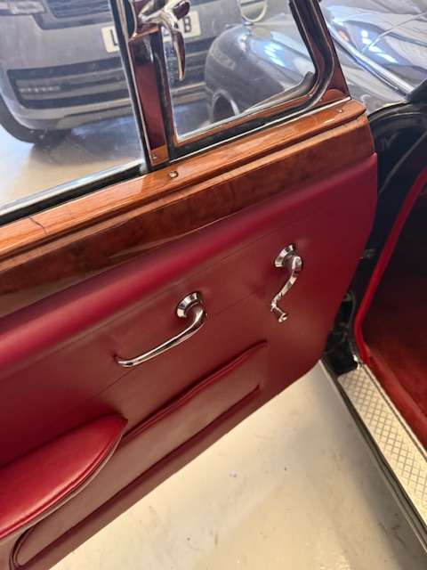 <p>1968 JAGUAR MKII 240 AUTO</p>