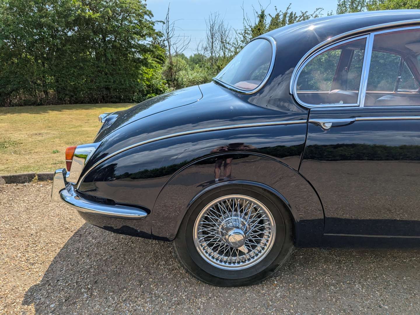 <p>1968 JAGUAR MKII 240 AUTO</p>