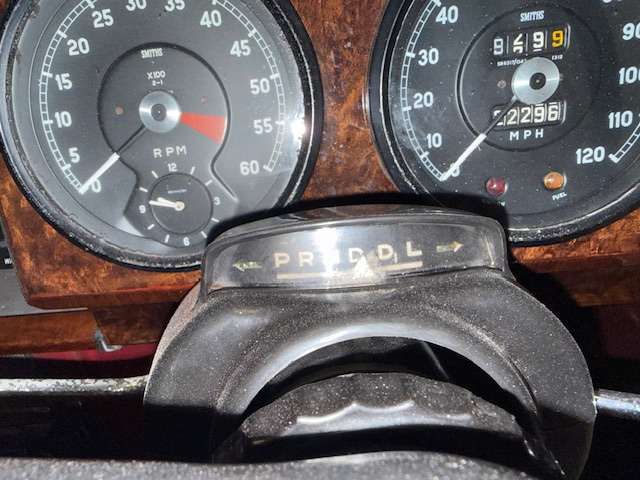 <p>1968 JAGUAR MKII 240 AUTO</p>