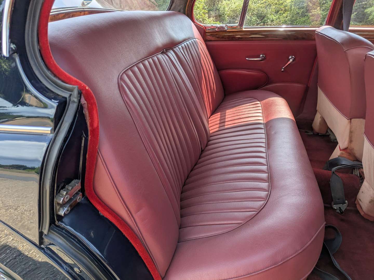 <p>1968 JAGUAR MKII 240 AUTO</p>