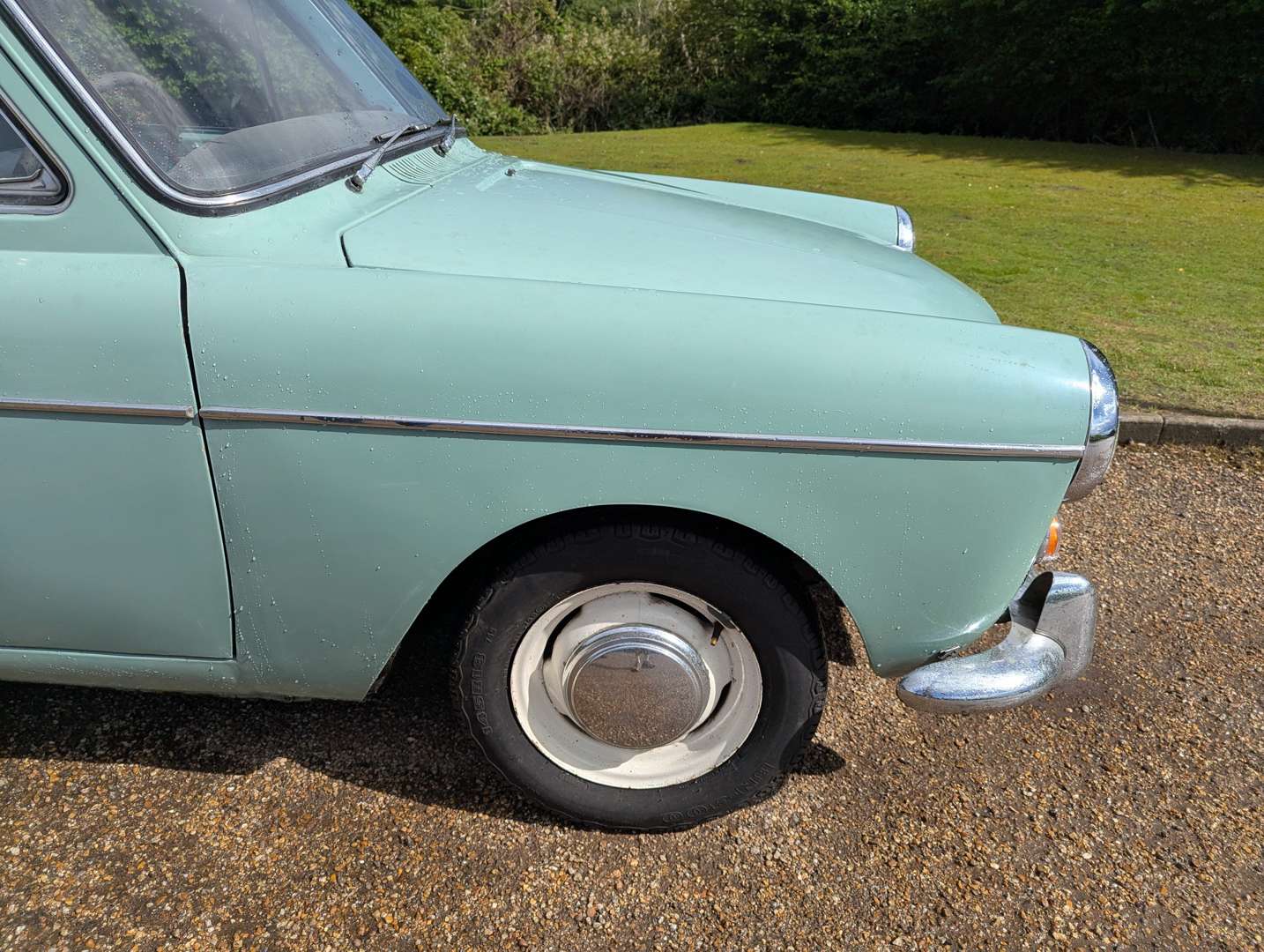 <p>1962 AUSTIN A40 FARINA</p>