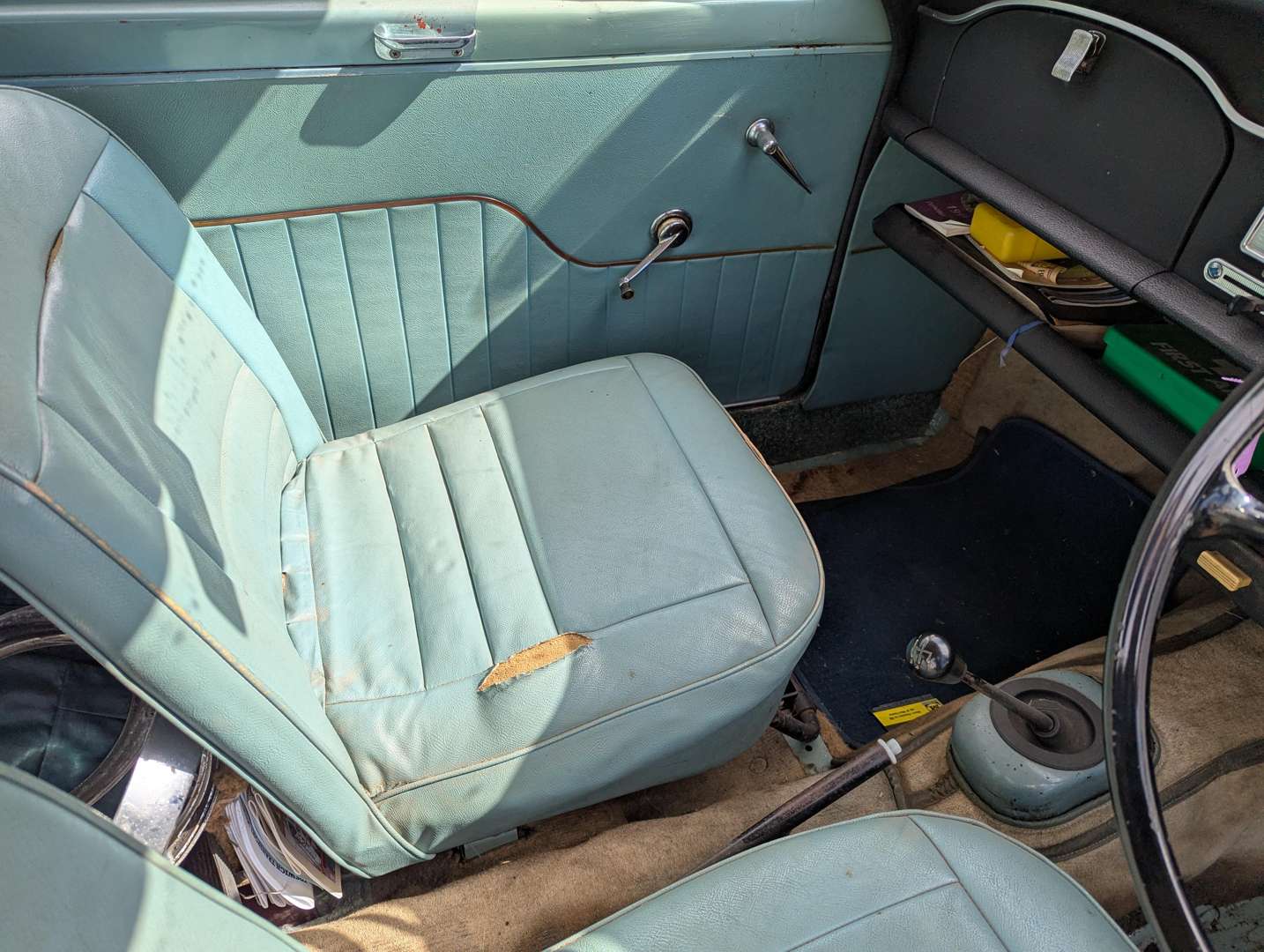 <p>1962 AUSTIN A40 FARINA</p>