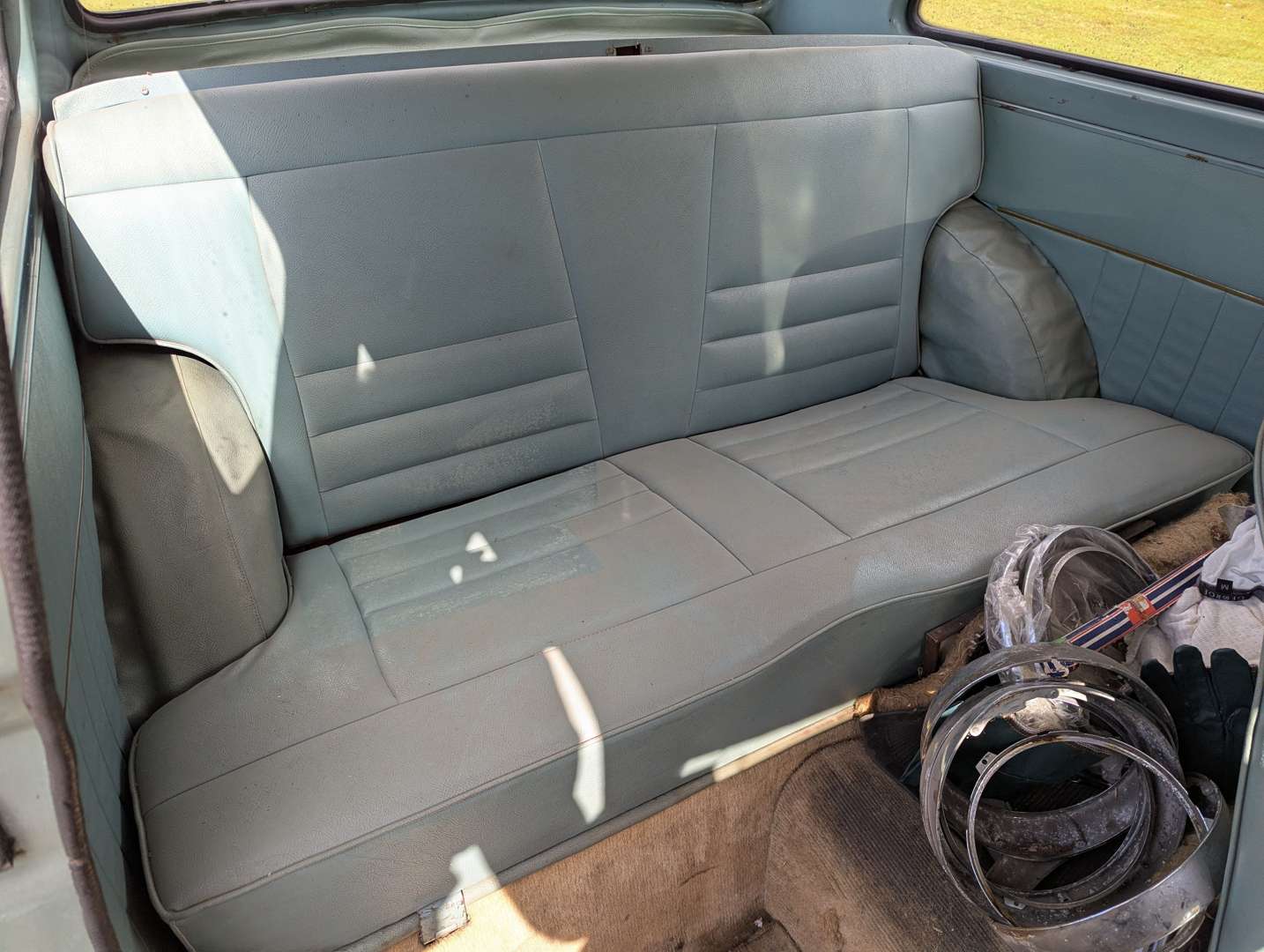 <p>1962 AUSTIN A40 FARINA</p>