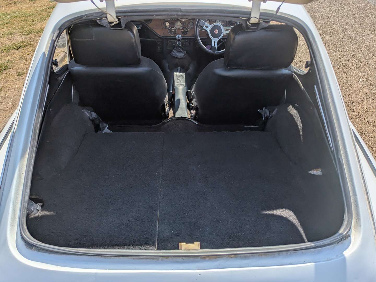<p>1972 TRIUMPH GT6</p>