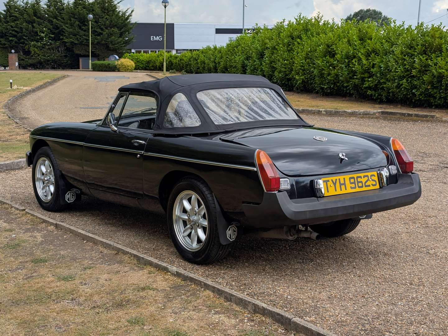 <p>1978 MG B ROADSTER</p>