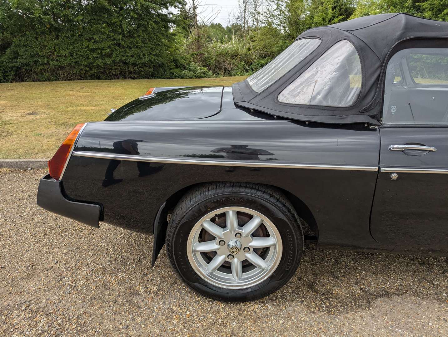 <p>1978 MG B ROADSTER</p>