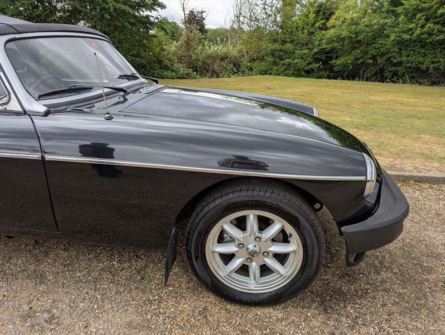 <p>1978 MG B ROADSTER</p>