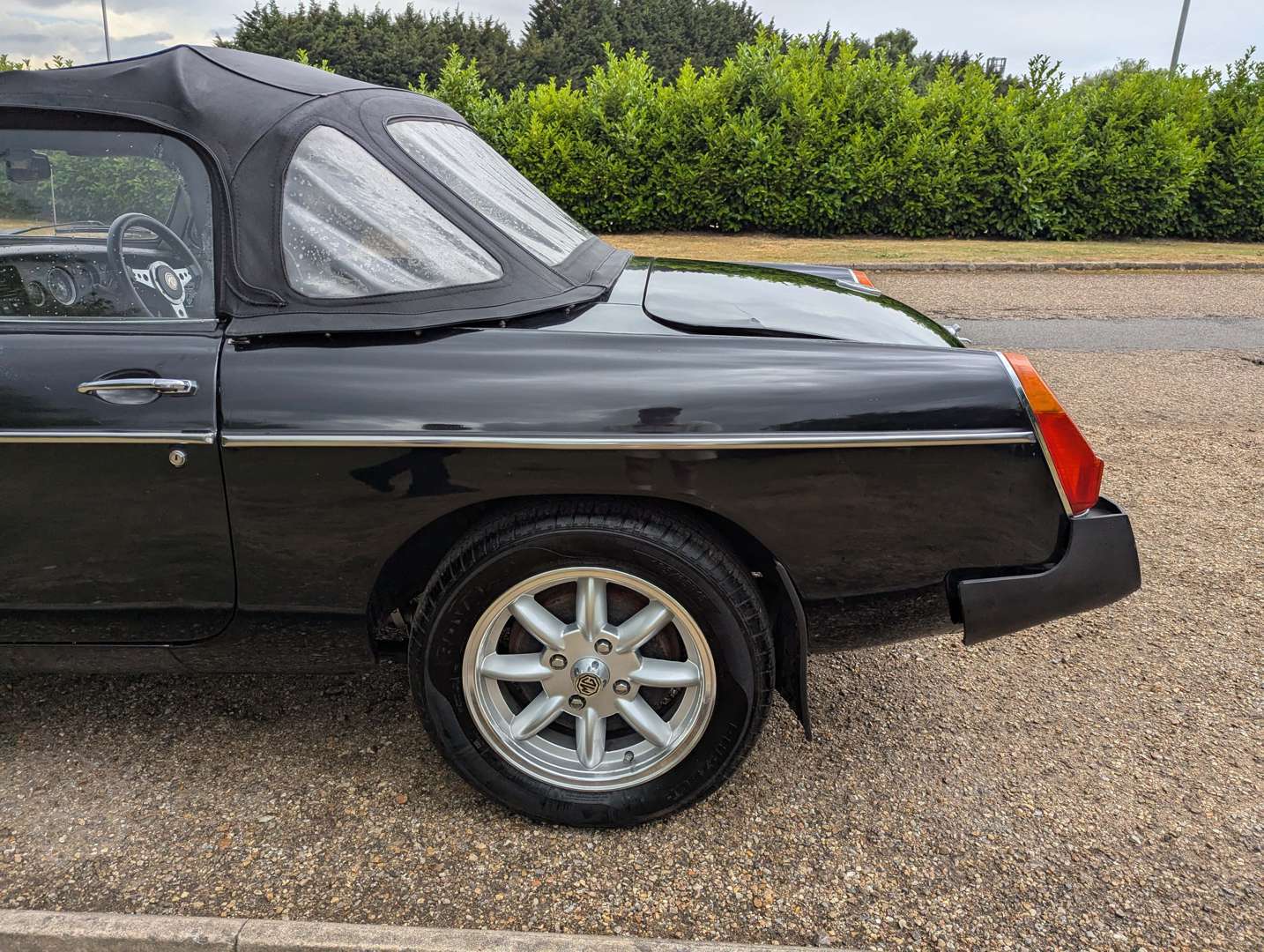 <p>1978 MG B ROADSTER</p>
