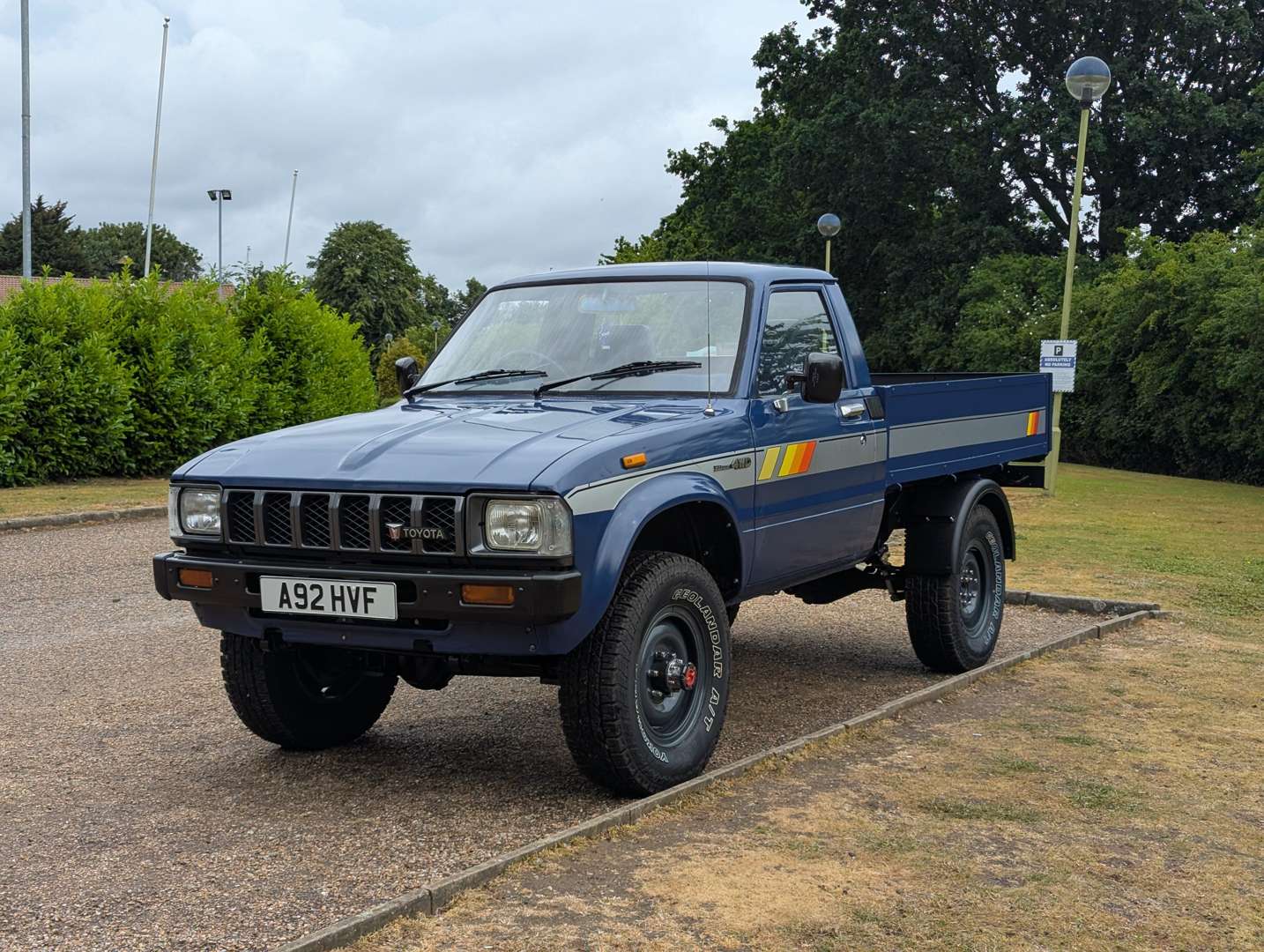 <p>1983 TOYOTA HI-LUX</p>