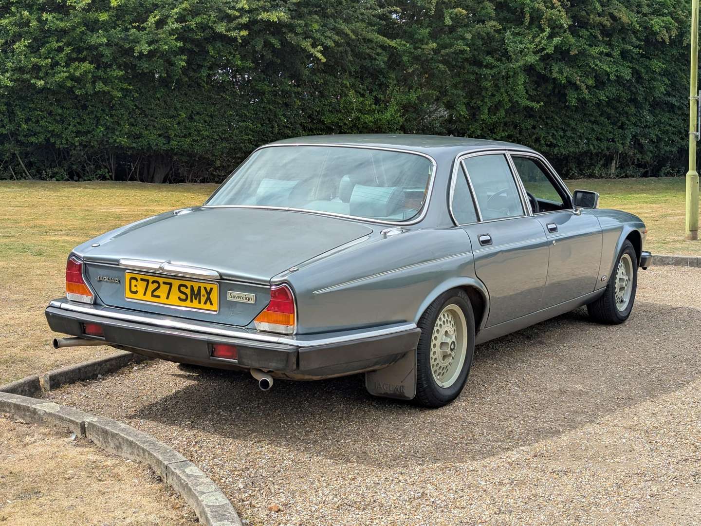 <p>1986 JAGUAR XJ6 SOVEREIGN 4.2 AUTO</p>