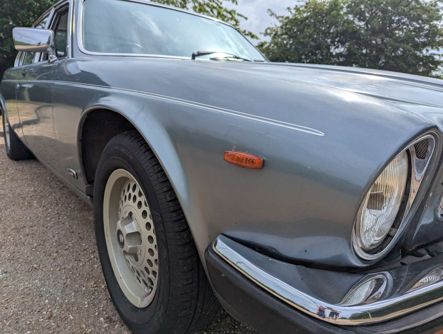 <p>1986 JAGUAR XJ6 SOVEREIGN 4.2 AUTO</p>