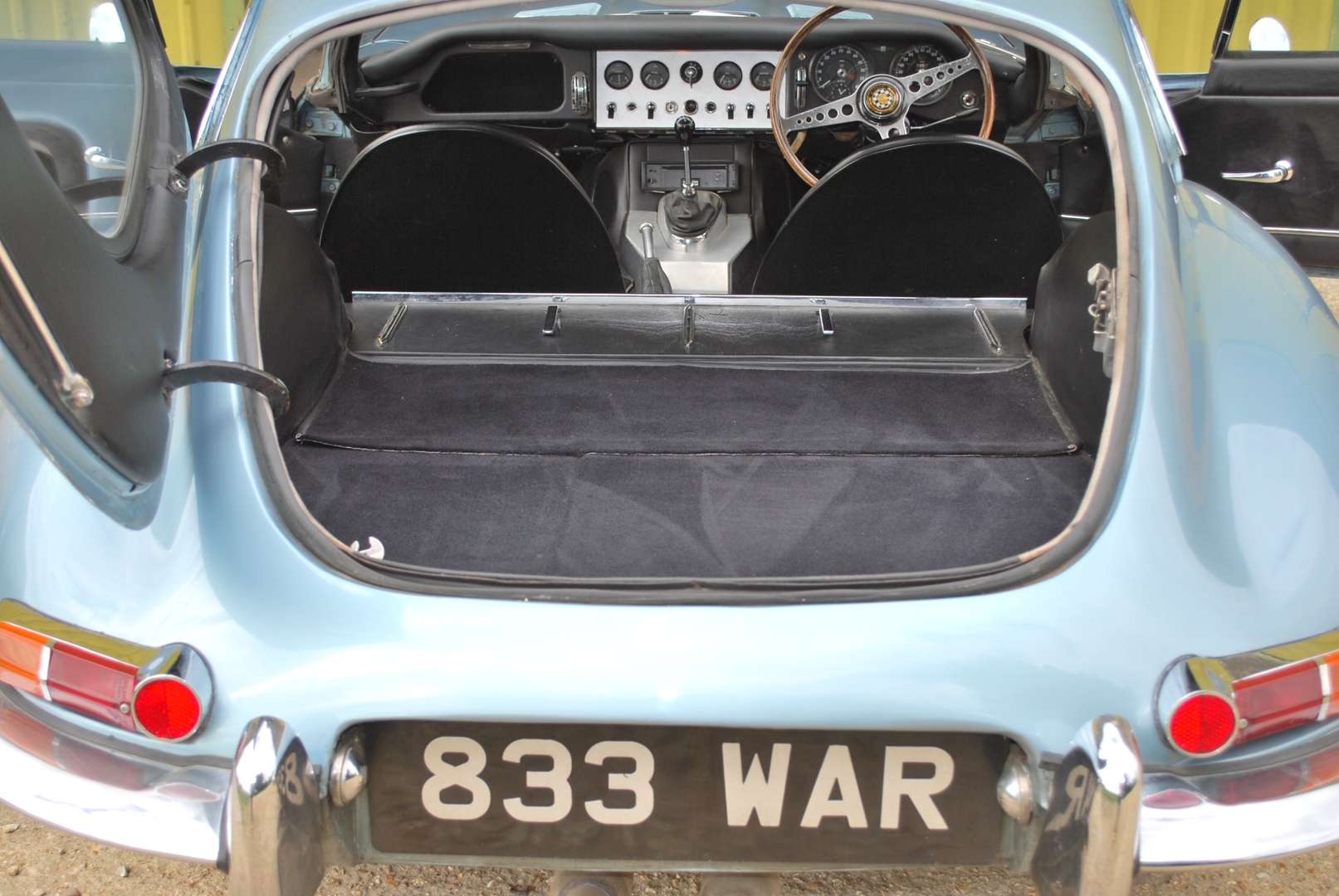 <p>1962 JAGUAR E-TYPE SERIES I 3.8 FHC</p>