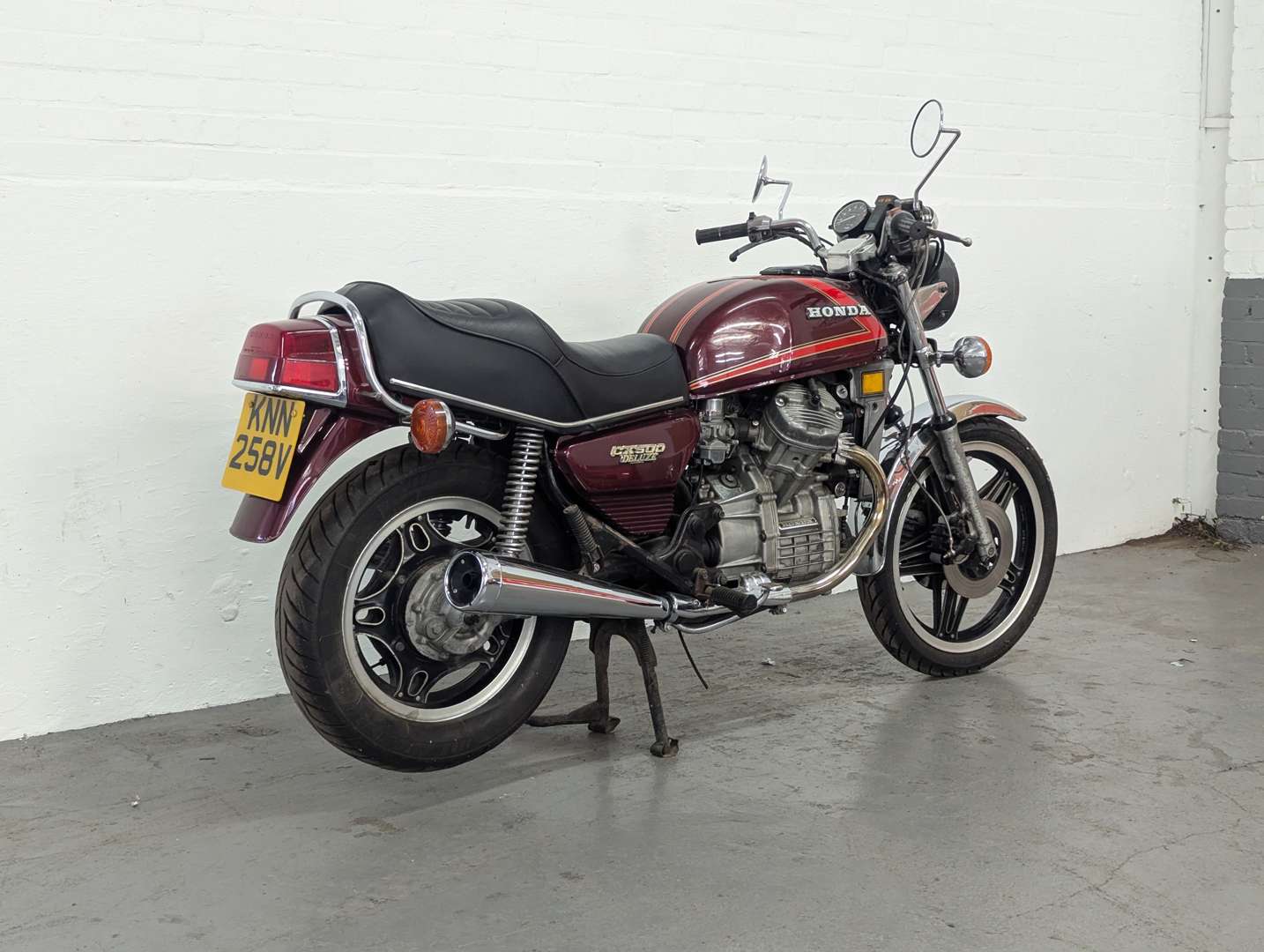 <p>1980 HONDA CX 500 DELUXE</p>