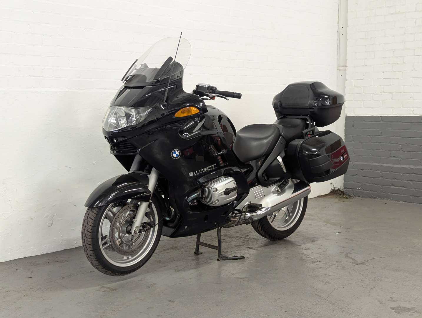 <p>2005 BMW R1150 RT</p>