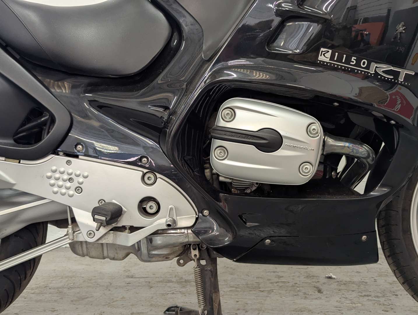 <p>2005 BMW R1150 RT</p>