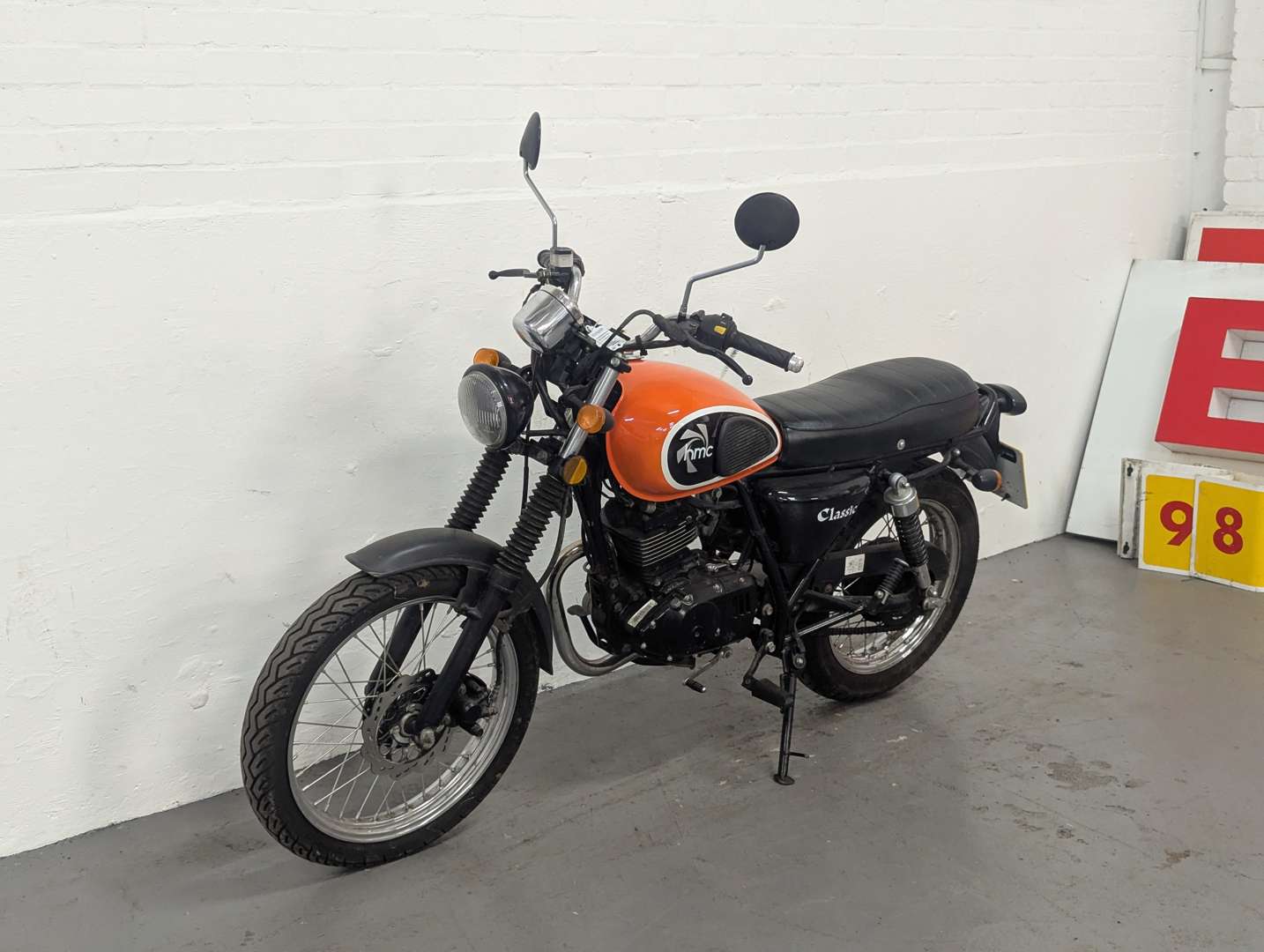 <p>2015 HERALD XF 125 GY-2D</p>