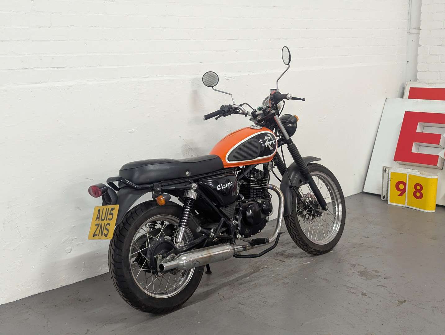 <p>2015 HERALD XF 125 GY-2D</p>