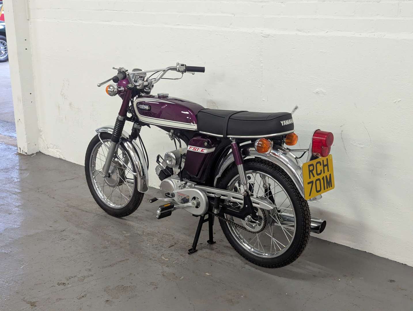 <p>1974 YAMAHA FS1E</p>