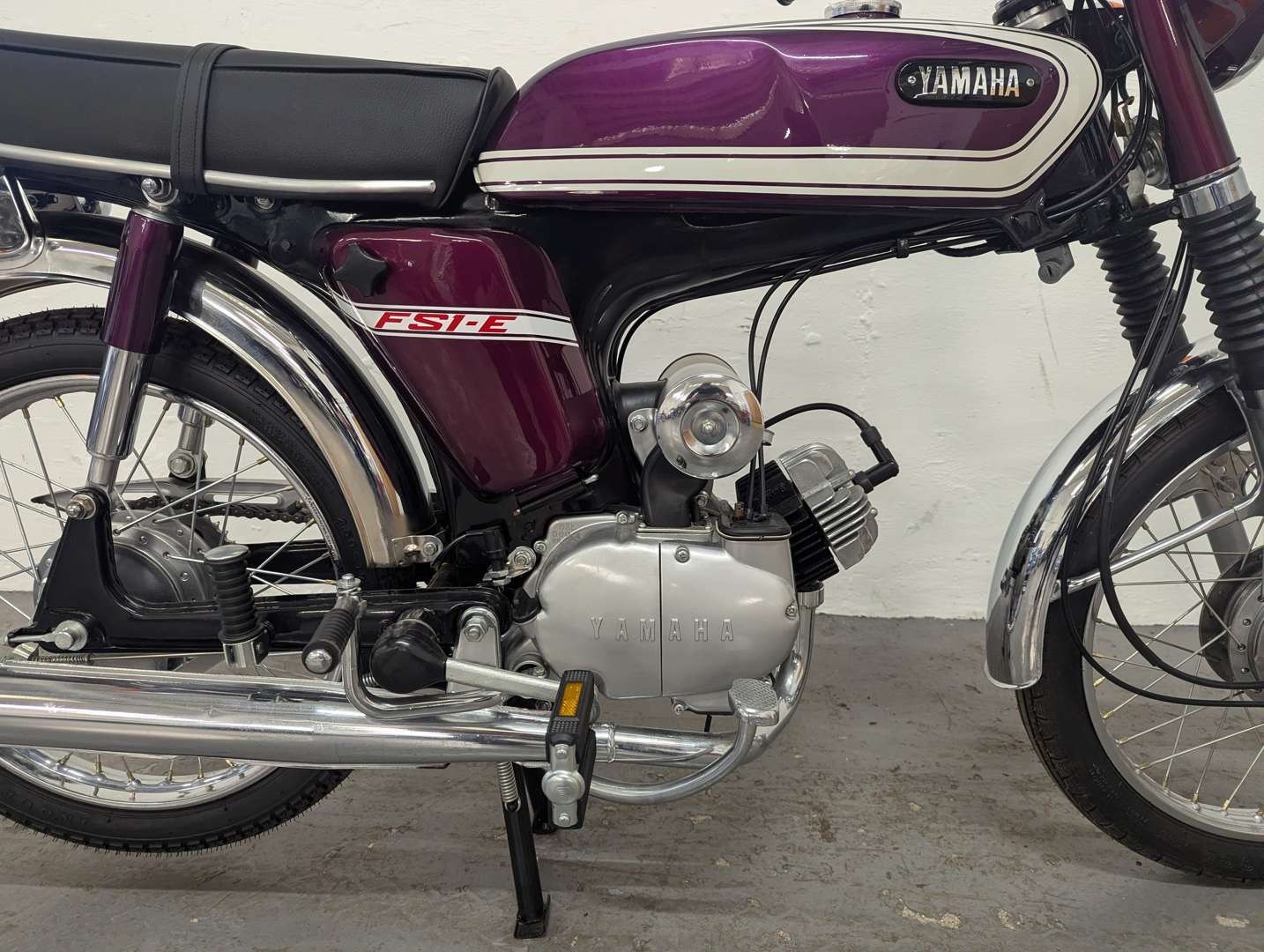 <p>1974 YAMAHA FS1E</p>