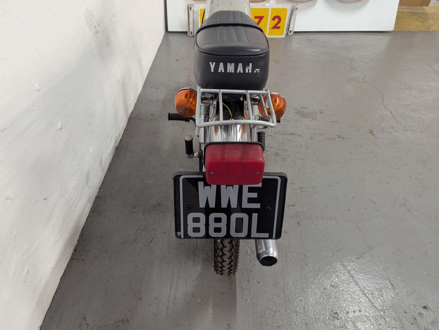<p>1973 YAMAHA FS1E</p>