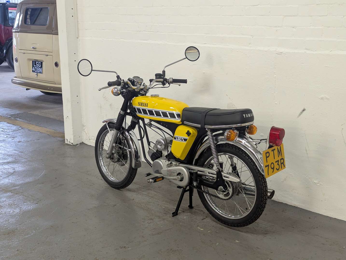 <p>1976 YAMAHA FS1E</p>