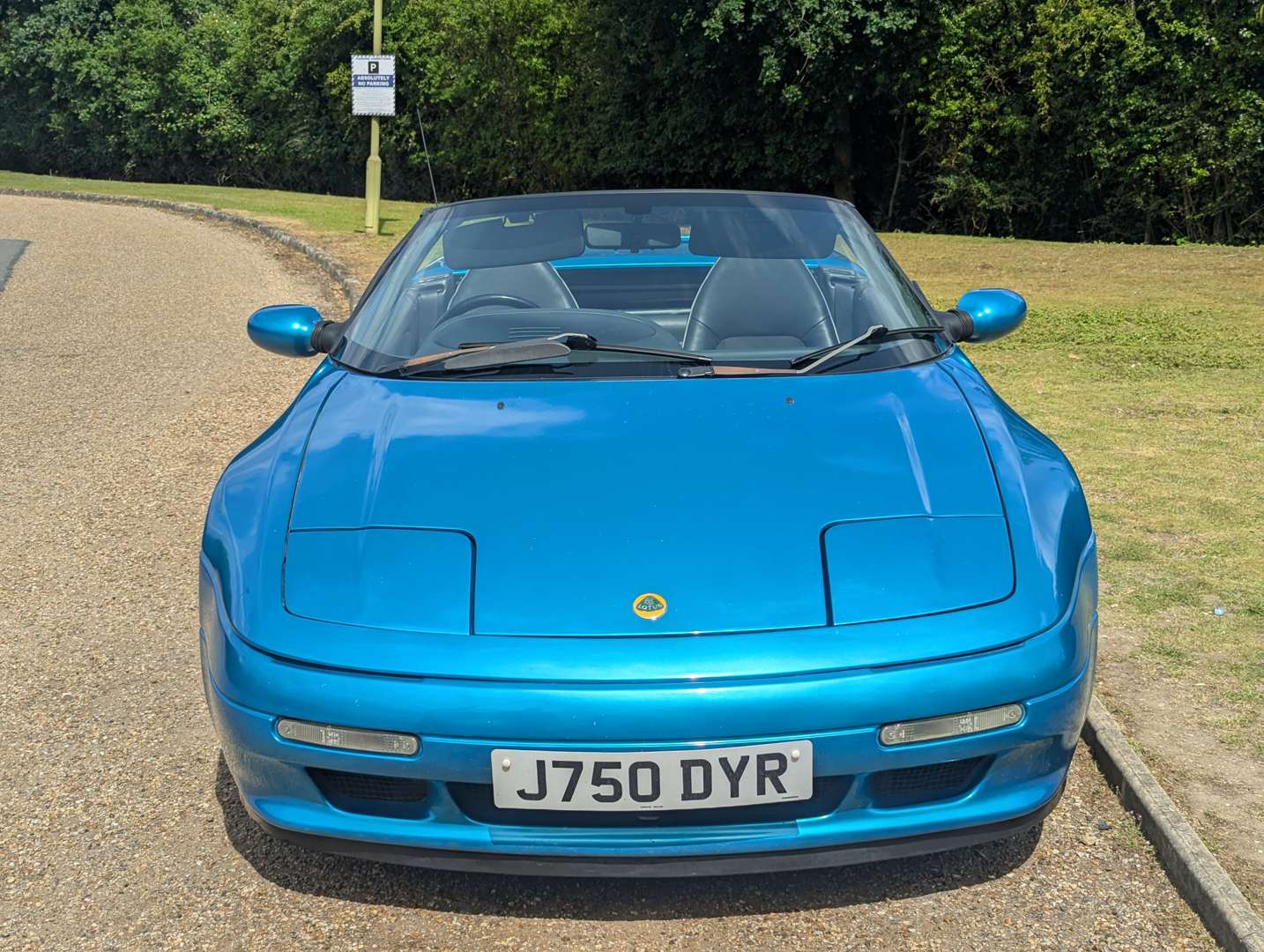 <p>1992 LOTUS ELAN SE TURBO</p>