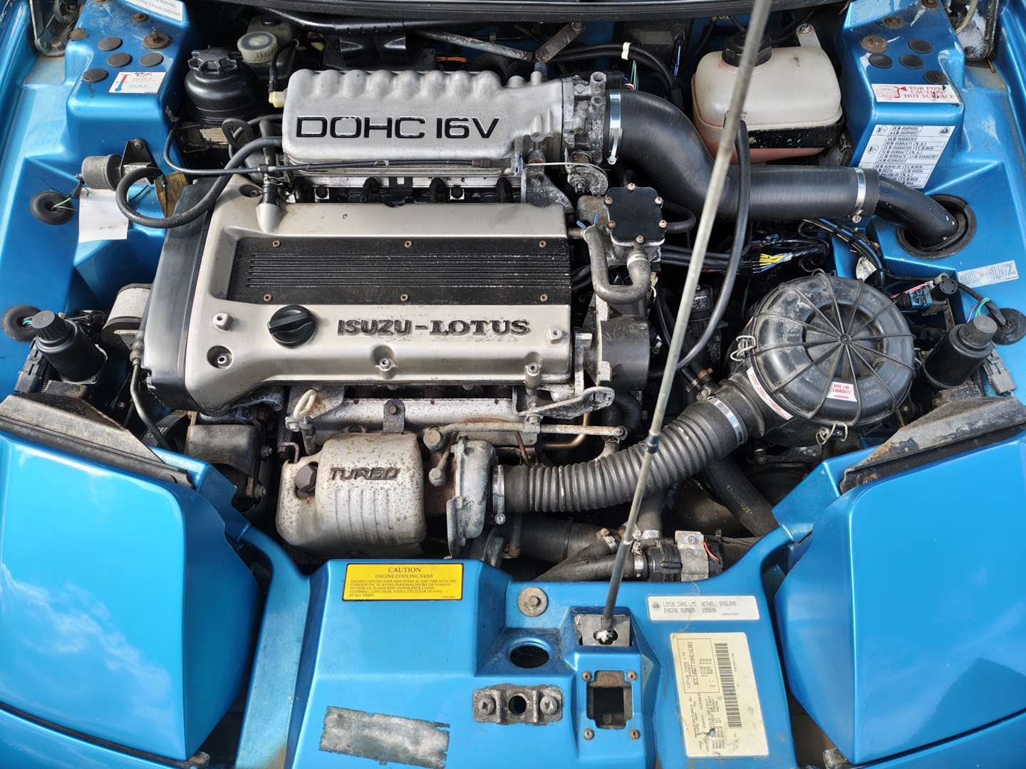 <p>1992 LOTUS ELAN SE TURBO</p>