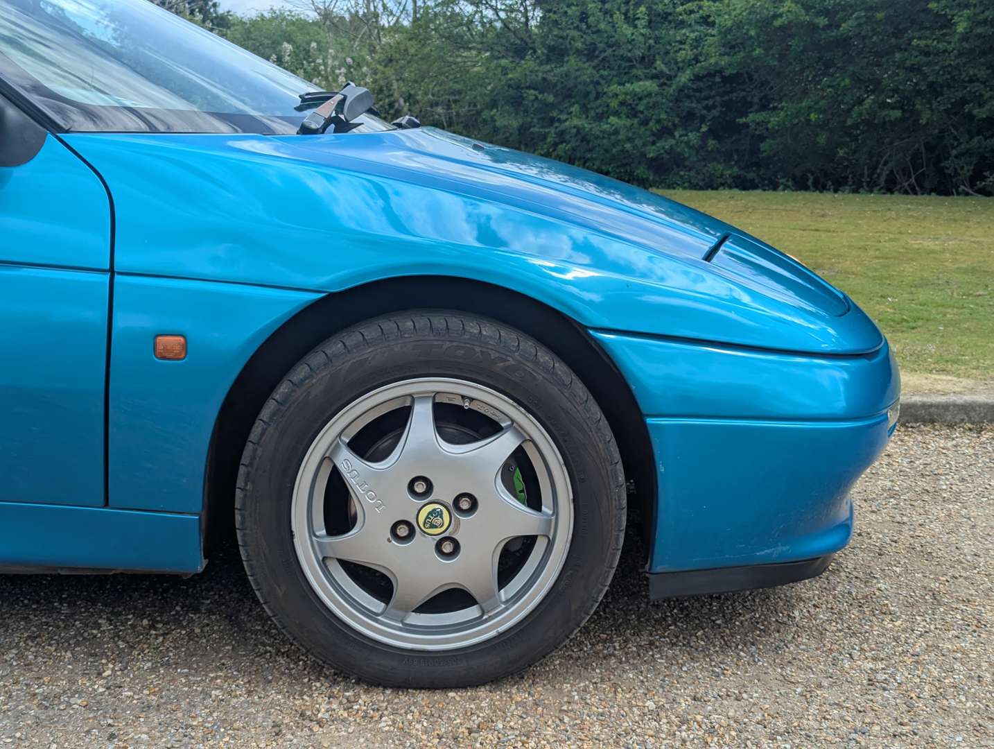 <p>1992 LOTUS ELAN SE TURBO</p>