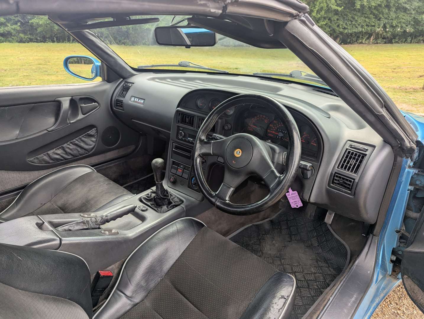 <p>1992 LOTUS ELAN SE TURBO</p>
