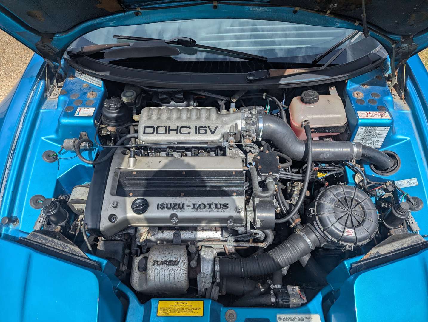 <p>1992 LOTUS ELAN SE TURBO</p>