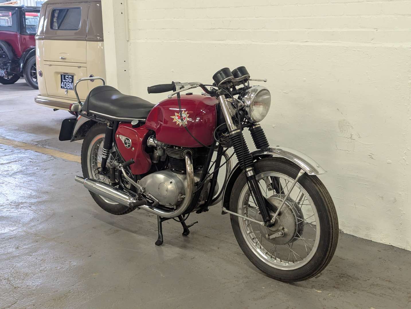 <p>1966 BSA SPITFIRE</p>