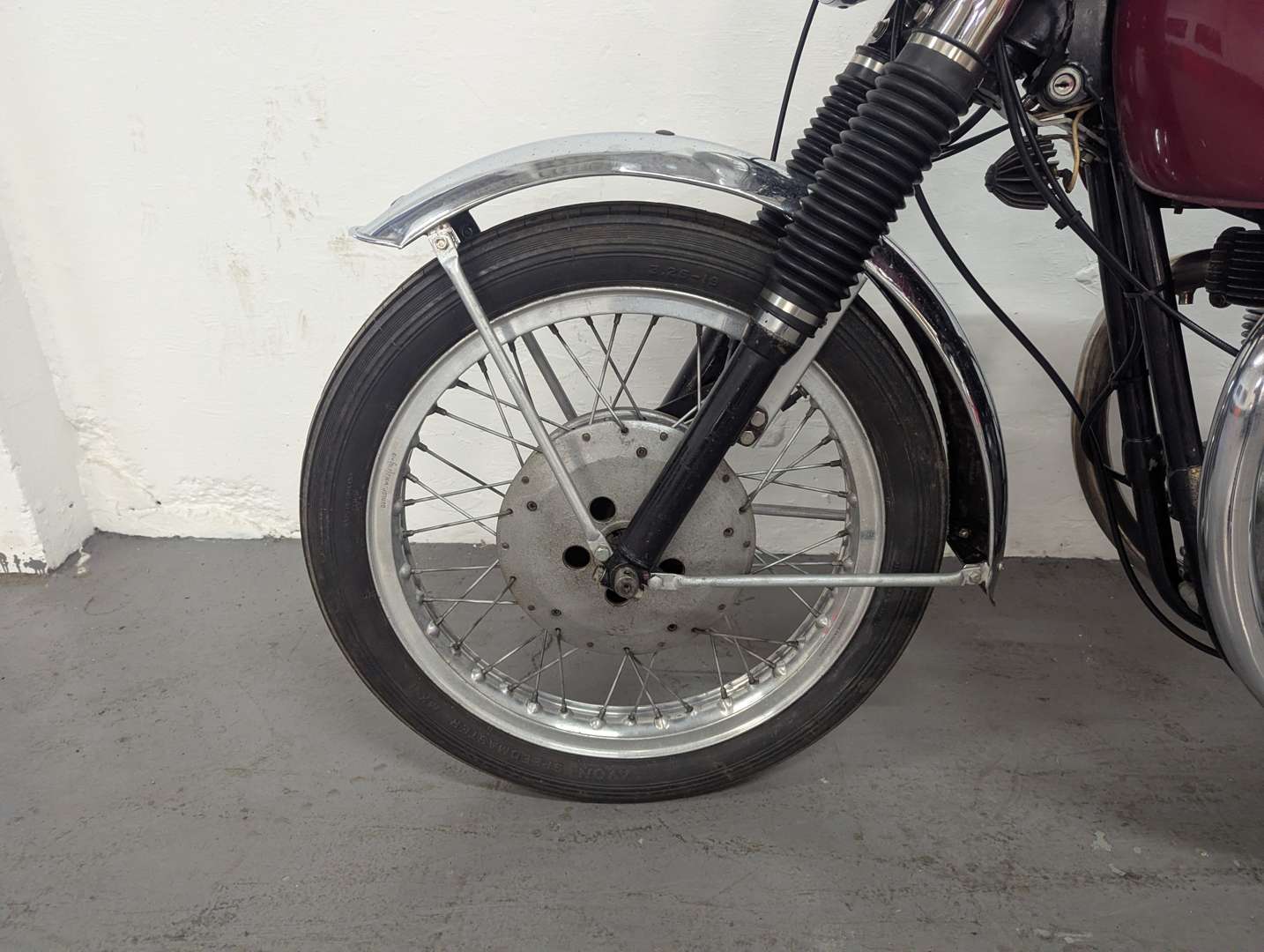 <p>1966 BSA SPITFIRE</p>