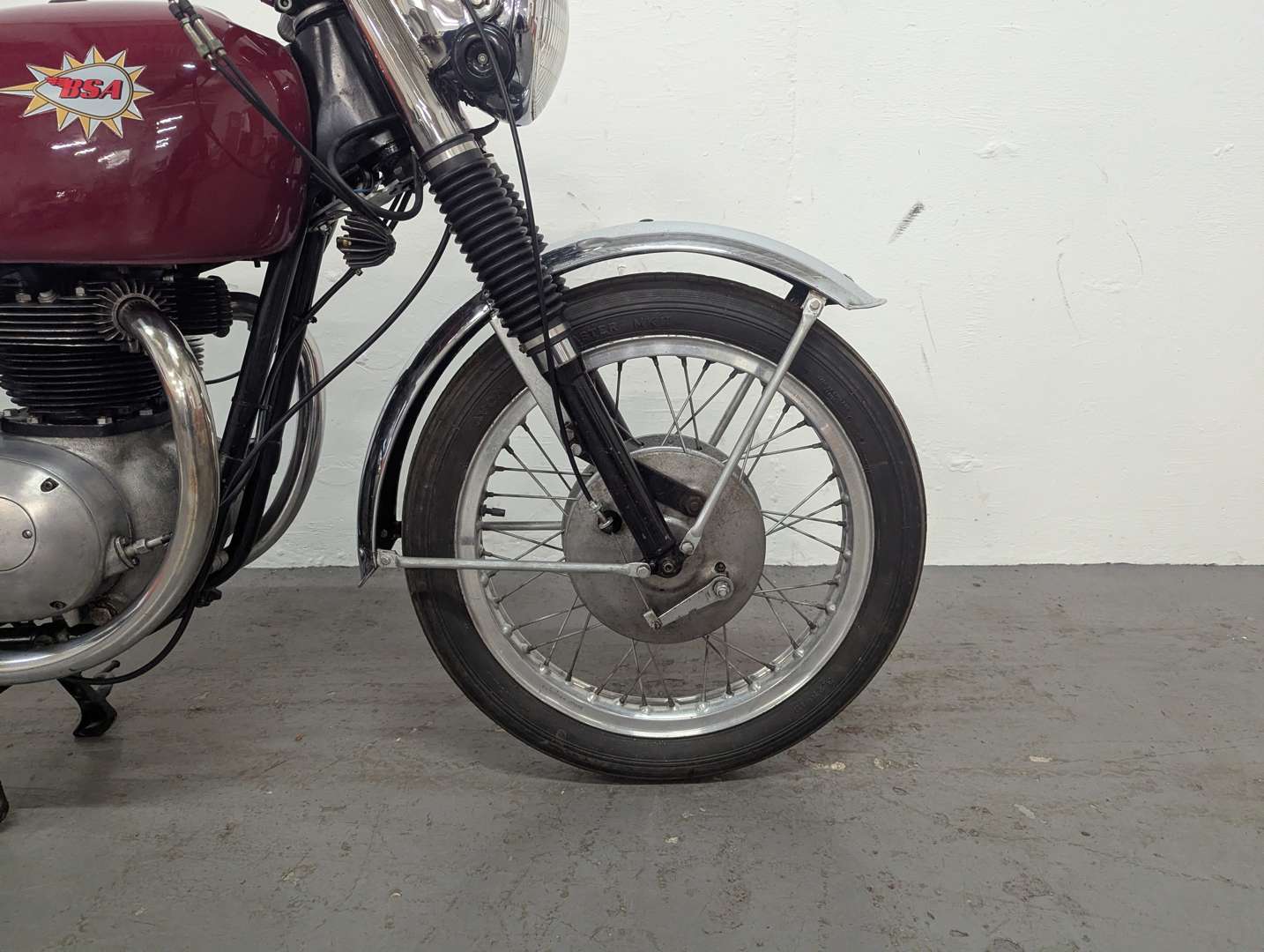 <p>1966 BSA SPITFIRE</p>