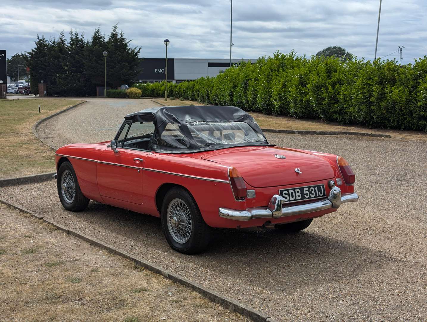 <p>1970 MG B ROADSTER</p>
