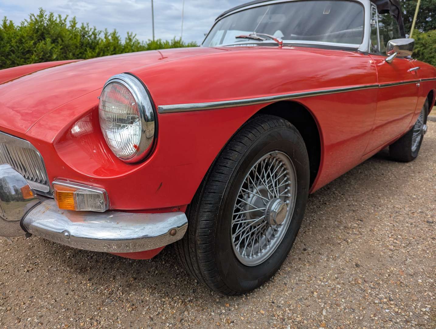<p>1970 MG B ROADSTER</p>