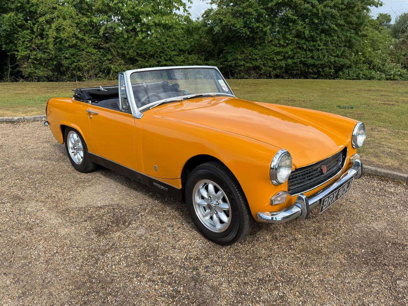 <p>1971 MG MIDGET</p>
